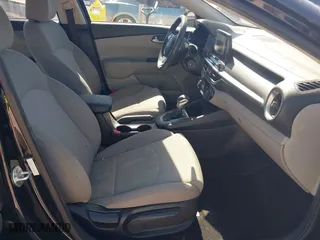 2019 Kia Forte LXS with VIN 3KPF24AD4KE023191, listed as a IAAI auction lot 41776162 with 57,316 mi miles. Bid and sale history available at carsss.com. Image 5.