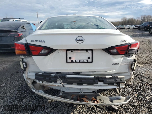 2024 Nissan Altima 2.5 SV with VIN 1N4BL4DW8RN365876, listed as a Copart auction lot 84306514 with 13,601 mi miles and Salvage Title. Bid and sale history available at carsss.com. Image 6.