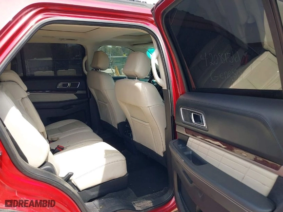 2016 Ford Explorer Platinum with VIN 1FM5K8HT5GGD22093, listed as a IAAI auction lot 42081561 with 100,645 mi miles. Bid and sale history available at carsss.com. Image 8.
