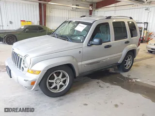 2005 Jeep Liberty Limited with VIN 1J4GL58K45W614346, listed as a IAAI auction lot 42092283 with 206,115 mi miles. Bid and sale history available at carsss.com. Image 2.