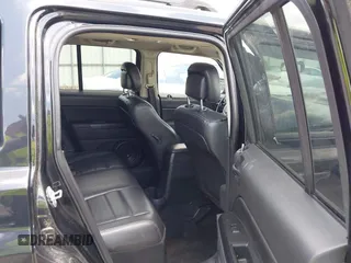 2015 Jeep Patriot High Altitude с VIN 1C4NJRFB7FD176142, выставлен на аукционе IAAI как лот 42720889 с пробегом 173 399 миль миль и . История ставок и продаж доступна на DreamBid. Изображение 8.