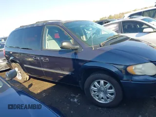 2007 Chrysler Town & Country LWB Touring with VIN 2A4GP54L97R310749, listed as a IAAI auction lot 41709804 with 1 mi miles. Bid and sale history available at carsss.com. Image 13.
