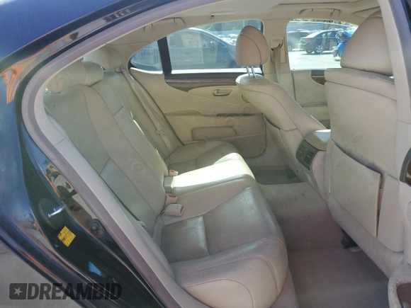 2011 Lexus LS 460 z VIN JTHBL5EF2B5105203, wystawiony jako Copart lot #53115005 z przebiegiem 171 056 mil mil oraz Szkoda całkowita • Salvage title. Historia ofert i sprzedaży dostępna na DreamBid. Obrazek 10.