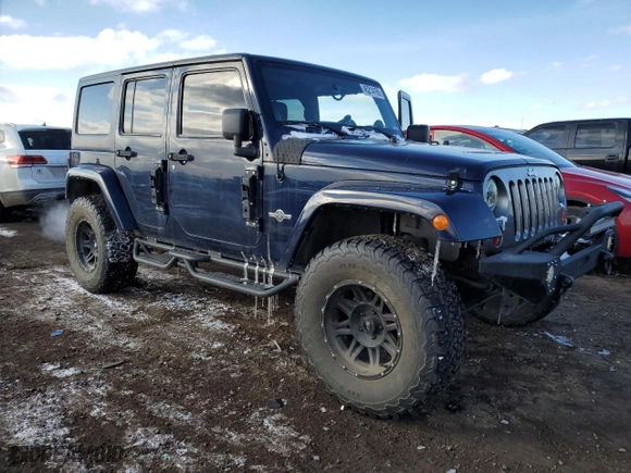 2013 Jeep Wrangler Unlimited Freedom Edition with VIN 1C4BJWDG4DL586397, listed as a Copart auction lot 45214165 with 103,524 mi miles and Salvage Title. Bid and sale history available at carsss.com. Image 4.
