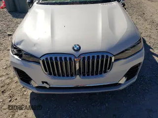 2021 BMW X7 xDrive40i with VIN 5UXCW2C04M9E66889, listed as a Copart auction lot 82988324 with 0 mi miles and Salvage Title. Bid and sale history available at carsss.com. Image 11.