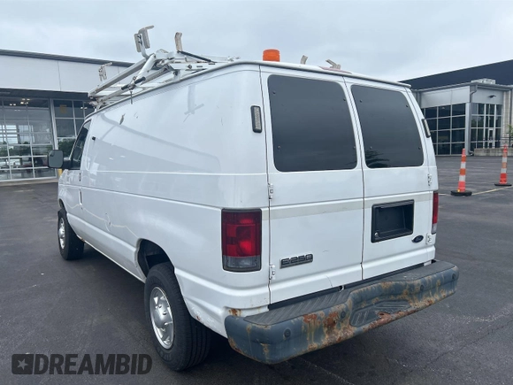 2010 Ford Econoline Cargo Commercial z VIN 1FTNE2EL2ADA74603, wystawiony jako IAAI lot #42511184 z przebiegiem 161 715 mil mil oraz . Historia ofert i sprzedaży dostępna na DreamBid. Obrazek 16.