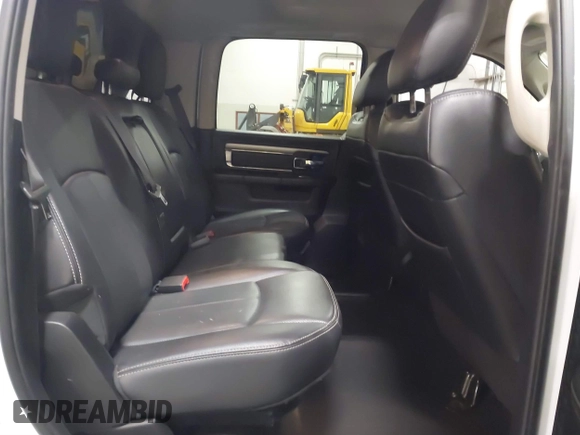 2018 Ram 2500 Laramie with VIN 3C6UR5FL1JG213467, listed as a IAAI auction lot 41513596 with 100,855 mi miles and . Bid and sale history available at DreamBid. Image 8.