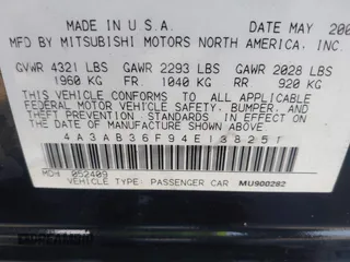 2004 Mitsubishi Galant ES z VIN 4A3AB36F94E138251, wystawiony jako IAAI lot #42064400 z przebiegiem 176 048 mil mil oraz . Historia ofert i sprzedaży dostępna na DreamBid. Obrazek 9.