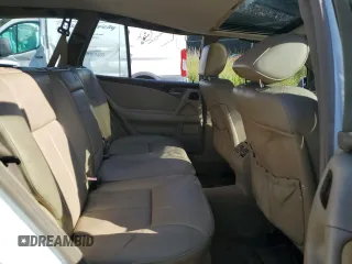 1998 Mercedes-Benz E-Class with VIN WDBJH82FXWX013155, listed as a Copart auction lot 68515674 with 223,294 mi miles and Salvage Title. Bid and sale history available at carsss.com. Image 10.