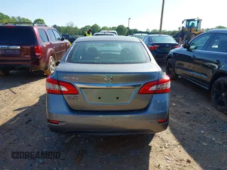 2015 Nissan Sentra SV z VIN 3N1AB7AP1FY382592, wystawiony jako IAAI lot #41983571 z przebiegiem 86 646 mil mil oraz . Historia ofert i sprzedaży dostępna na DreamBid. Obrazek 16.