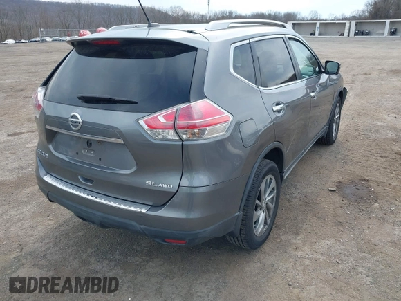 2015 Nissan Rogue SL with VIN 5N1AT2MV9FC858339, listed as a IAAI auction lot 41847604 with 147,894 mi miles. Bid and sale history available at carsss.com. Image 4.