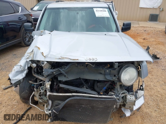 2007 Jeep Patriot Sport with VIN 1J8FT28W37D400538, listed as a IAAI auction lot 42110208 with 231,994 mi miles and . Bid and sale history available at DreamBid. Image 6.