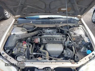 2001 Honda Accord LX with VIN 1HGCG66501A005789, listed as a IAAI auction lot 42217613 with 135,801 mi miles and . Bid and sale history available at DreamBid. Image 10.