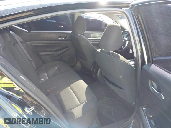 2020 Nissan Altima 2.5 SV with VIN 1N4BL4DVXLC285909, listed as a IAAI auction lot 41798126 with 158,461 mi miles. Bid and sale history available at carsss.com. Image 8.