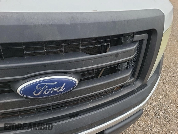 2013 Ford F-150 XL с VIN 1FTEX1CM2DFB92109, выставлен на аукционе IAAI как лот 42511178 с пробегом 249 242 миль миль и . История ставок и продаж доступна на DreamBid. Изображение 16.