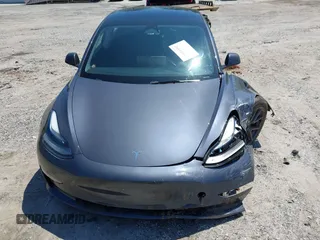 2023 Tesla Model 3 z VIN 5YJ3E1EA0PF655244, wystawiony jako IAAI lot #42004592 z przebiegiem 54 860 mil mil oraz . Historia ofert i sprzedaży dostępna na DreamBid. Obrazek 11.