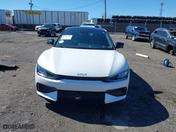 2023 Kia EV6 GT with VIN KNDC5DLEXP5092471, listed as a IAAI auction lot 41810782 with 32,557 mi miles. Bid and sale history available at carsss.com. Image 12.