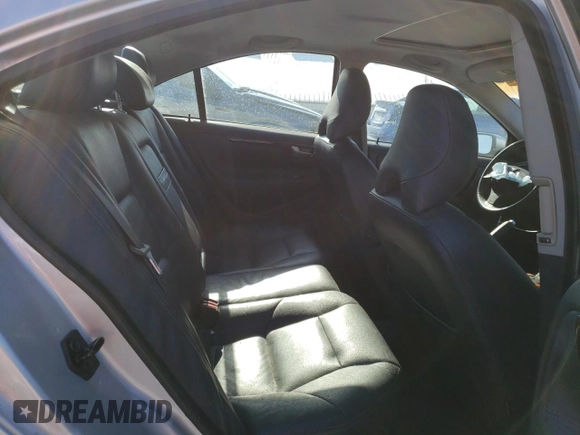 2005 Volvo S60 with VIN YV1RS592352440979, listed as a Copart auction lot 42433295 with 95,276 mi miles and Clean Title. Bid and sale history available at carsss.com. Image 10.