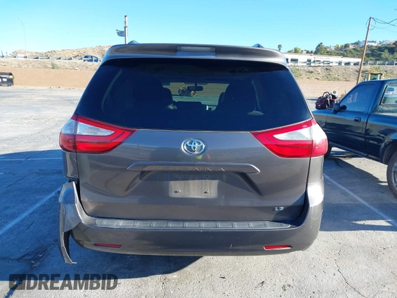 2015 Toyota Sienna LE AAS with VIN 5TDKK3DC3FS529845, listed as a IAAI auction lot 41627102 with 130,334 mi miles. Bid and sale history available at carsss.com. Image 17.