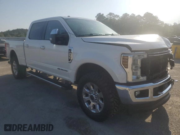 2018 Ford F-250 XL z VIN 1FT7W2BT9JEB21274, wystawiony jako Copart lot #52184465 z przebiegiem 205 296 mil mil oraz Szkoda całkowita • Salvage title. Historia ofert i sprzedaży dostępna na DreamBid. Obrazek 4.