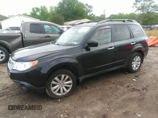 2012 Subaru Forester 2.5X Premium with VIN JF2SHBCC6CH419139, listed as a IAAI auction lot 42091254 with 191,878 mi miles. Bid and sale history available at carsss.com. Image 2.