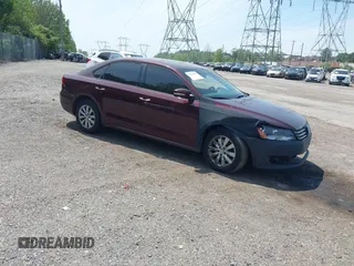2013 Volkswagen Passat Wolfsburg Edition с VIN 1VWAP7A33DC085208, выставлен на аукционе IAAI как лот 42244409 с пробегом 164 483 миль миль и . История ставок и продаж доступна на DreamBid. Изображение 1.