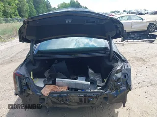 2024 Cadillac CT5 Sport z VIN 1G6DP5RK3R0127081, wystawiony jako IAAI lot #42319697 z przebiegiem 4 093 mil mil oraz . Historia ofert i sprzedaży dostępna na DreamBid. Obrazek 17.