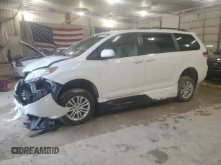 2013 Toyota Sienna XLE AAS with VIN 5TDYK3DC9DS388996, listed as a Copart auction lot 51067235 with 83,333 mi miles and Salvage Title. Bid and sale history available at carsss.com. Image 1.