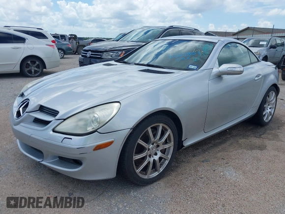 2005 Mercedes-Benz SLK 230/320 with VIN WDBWK56F65F042365, listed as a IAAI auction lot 42521851 with 106,040 mi miles and . Bid and sale history available at DreamBid. Image 2.