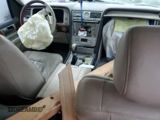 2003 Lincoln Navigator Luxury with VIN 5LMFU28R83LJ29404, listed as a Copart auction lot 85536934 with Not Provided miles and Salvage Title. Bid and sale history available at carsss.com. Image 8.