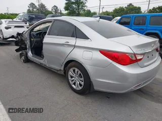 2012 Hyundai Sonata GLS z VIN 5NPEB4AC9CH336978, wystawiony jako IAAI lot #42116129 z przebiegiem 253 028 mil mil oraz . Historia ofert i sprzedaży dostępna na DreamBid. Obrazek 3.