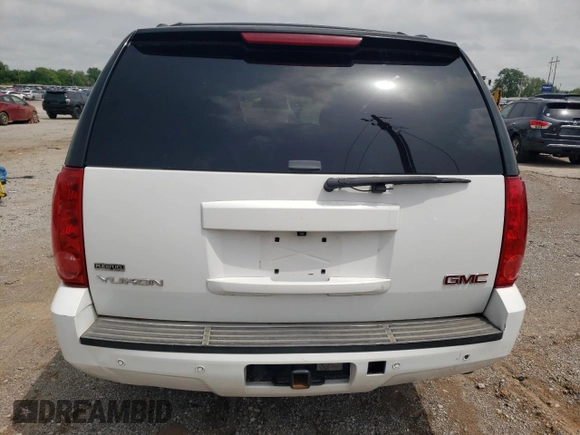 2011 GMC Yukon SLE with VIN 1GKS1AE04BR334975, listed as a Copart auction lot 54853665 with 216,335 mi miles and Clean Title. Bid and sale history available at carsss.com. Image 6.