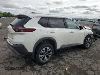 2021 Nissan Rogue SV z VIN 5N1AT3BBXMC836653, wystawiony jako Copart lot #57087435 z przebiegiem 98 514 mil mil oraz Szkoda całkowita • Salvage title. Historia ofert i sprzedaży dostępna na DreamBid. Obrazek 3.