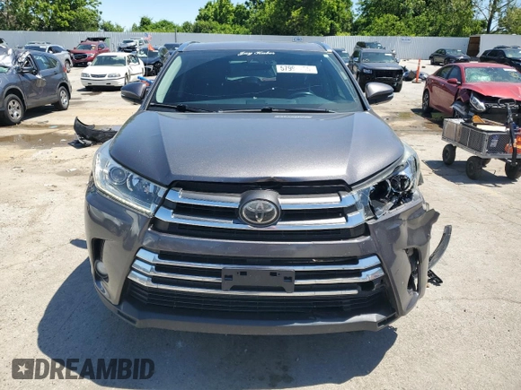 2017 Toyota Highlander Limited z VIN 5TDYZRFH7HS203499, wystawiony jako Copart lot #57998755 z przebiegiem 109 611 mil mil oraz Szkoda całkowita • Salvage title. Historia ofert i sprzedaży dostępna na DreamBid. Obrazek 5.
