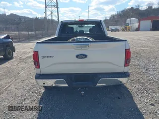 2017 Ford F-150 XL z VIN 1FTFW1EFXHFC83981, wystawiony jako IAAI lot #41897927 z przebiegiem 73 559 mil mil oraz . Historia ofert i sprzedaży dostępna na DreamBid. Obrazek 17.