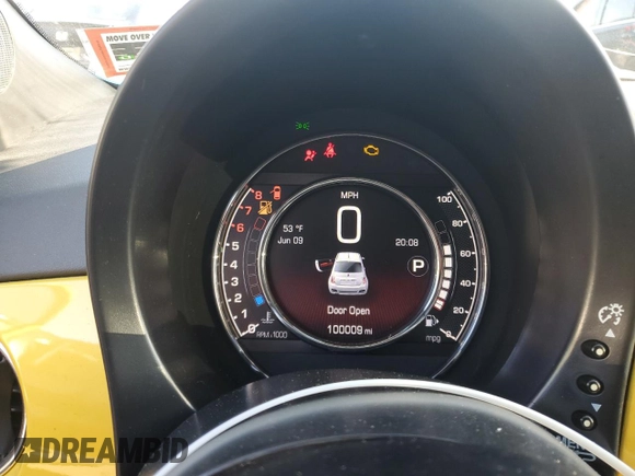2016 FIAT 500 Sport z VIN 3C3CFFBR5GT144820, wystawiony jako Copart lot #83251584 z przebiegiem 100 009 mil mil oraz Szkoda całkowita • Salvage title. Historia ofert i sprzedaży dostępna na DreamBid. Obrazek 9.