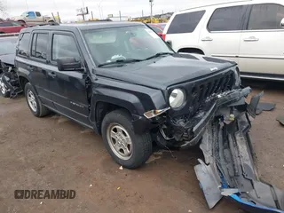 2016 Jeep Patriot Sport with VIN 1C4NJPBB8GD547837, listed as a IAAI auction lot 41556247 with 96,304 mi miles and . Bid and sale history available at carsss.com. Image 1.