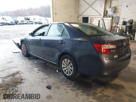 2014 Toyota Camry L with VIN 4T4BF1FK4ER379544, listed as a IAAI auction lot 41837701 with 114,136 mi miles. Bid and sale history available at carsss.com. Image 3.
