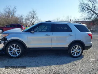 2011 Ford Explorer XLT with VIN 1FMHK8D85BGA21377, listed as a IAAI auction lot 41784792 with 192,114 mi miles and . Bid and sale history available at carsss.com. Image 15.