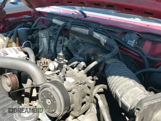 1995 Ford F-250 z VIN 1FTHX26FXSKA04618, wystawiony jako IAAI lot #42005763 z przebiegiem 365 853 mil mil oraz . Historia ofert i sprzedaży dostępna na DreamBid. Obrazek 20.