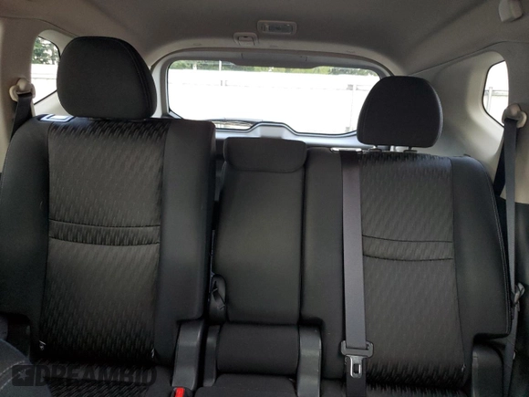 2017 Nissan Rogue SV with VIN KNMAT2MV9HP578095, listed as a Copart auction lot 61215775 with 108,192 mi miles and Salvage title. Bid and sale history available at DreamBid. Image 10.