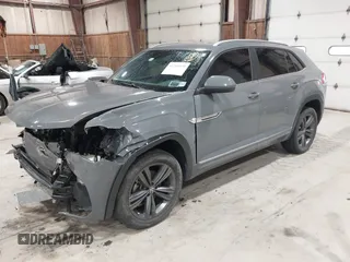 2021 Volkswagen Atlas SE with VIN 1V2PE2CA4MC237027, listed as a IAAI auction lot 41715979 with 38,306 mi miles and . Bid and sale history available at DreamBid. Image 2.