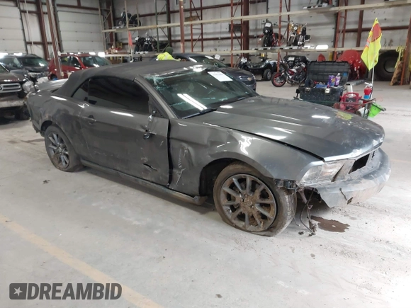 2011 Ford Mustang V6 with VIN 1ZVBP8EM4B5153112, listed as a IAAI auction lot 41891080 with 113,120 mi miles and . Bid and sale history available at DreamBid. Image 1.
