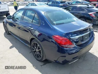 2020 Mercedes-Benz C 300 with VIN WDDWF8DB6LR527033, listed as a IAAI auction lot 41958754 with 43,406 mi miles and . Bid and sale history available at carsss.com. Image 3.