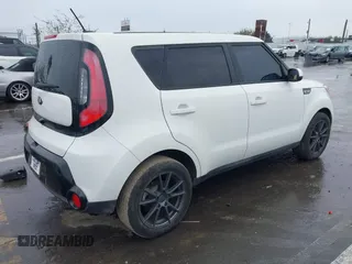 2016 Kia Soul + with VIN KNDJP3A53G7857829, listed as a IAAI auction lot 41807362 with 161,393 mi miles. Bid and sale history available at carsss.com. Image 4.