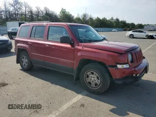 2014 Jeep Patriot Sport with VIN 1C4NJPBA7ED812056, listed as a Copart auction lot 60888345 with 113,243 mi miles and Salvage title. Bid and sale history available at DreamBid. Image 4.