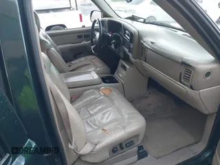 2001 Chevrolet Tahoe LT with VIN 1GNEK13T61J223397, listed as a IAAI auction lot 41703461 with 224,424 mi miles. Bid and sale history available at carsss.com. Image 5.