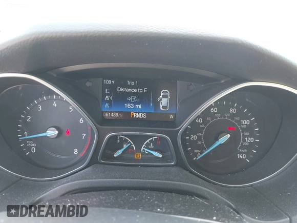 2017 Ford Focus Titanium с VIN 1FADP3N21HL327581, выставлен на аукционе IAAI как лот 42342179 с пробегом 61 489 миль миль и . История ставок и продаж доступна на DreamBid. Изображение 7.