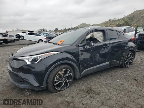 2019 Toyota C-HR XLE z VIN JTNKHMBX8K1055954, wystawiony jako Copart lot #53290965 z przebiegiem 63 265 mil mil oraz Szkoda całkowita • Salvage title. Historia ofert i sprzedaży dostępna na DreamBid. Obrazek 1.