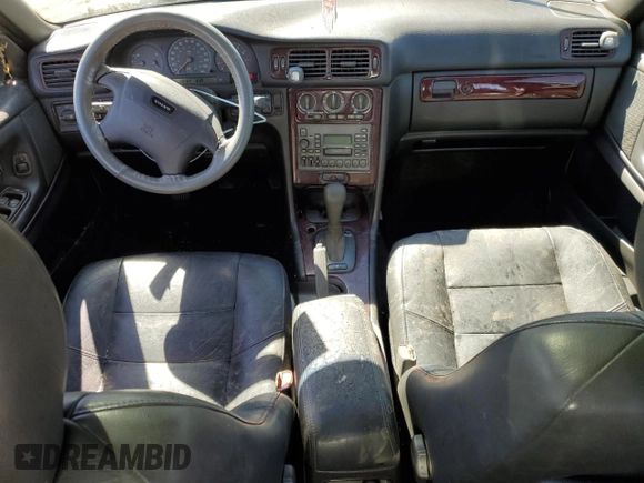 2000 Volvo S70 z VIN YV1LS61J4Y2630471, wystawiony jako Copart lot #72342454 z przebiegiem 167 733 mil mil oraz Nie do naprawy • Non repairable. Historia ofert i sprzedaży dostępna na DreamBid. Obrazek 8.